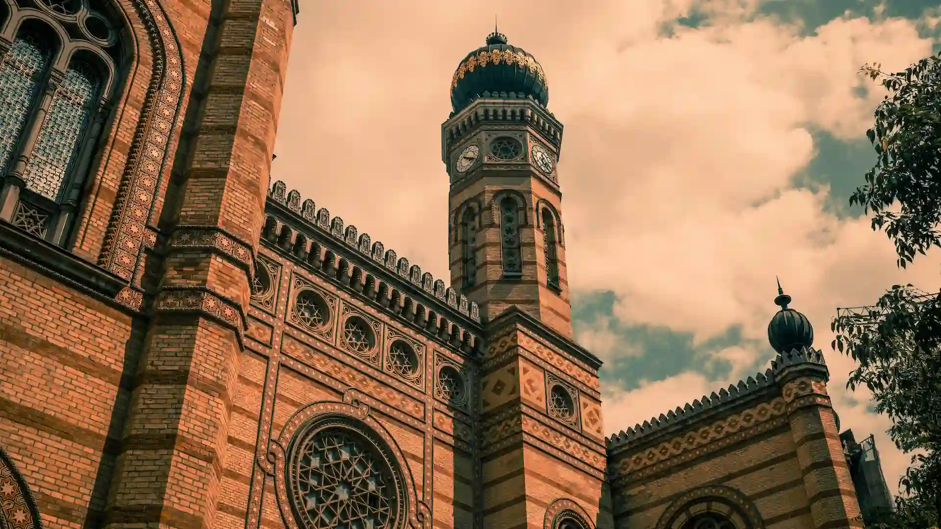 The Dohány Street Synagogue is an architectural gem and a place of profound historical significance. Its Moorish Revival style is unique and impressive. The synagogue complex includes a museum, cemetery, and Holocaust memorial. Visitors can learn about the rich Jewish history of Budapest and pay their respects to those lost during the Holocaust.