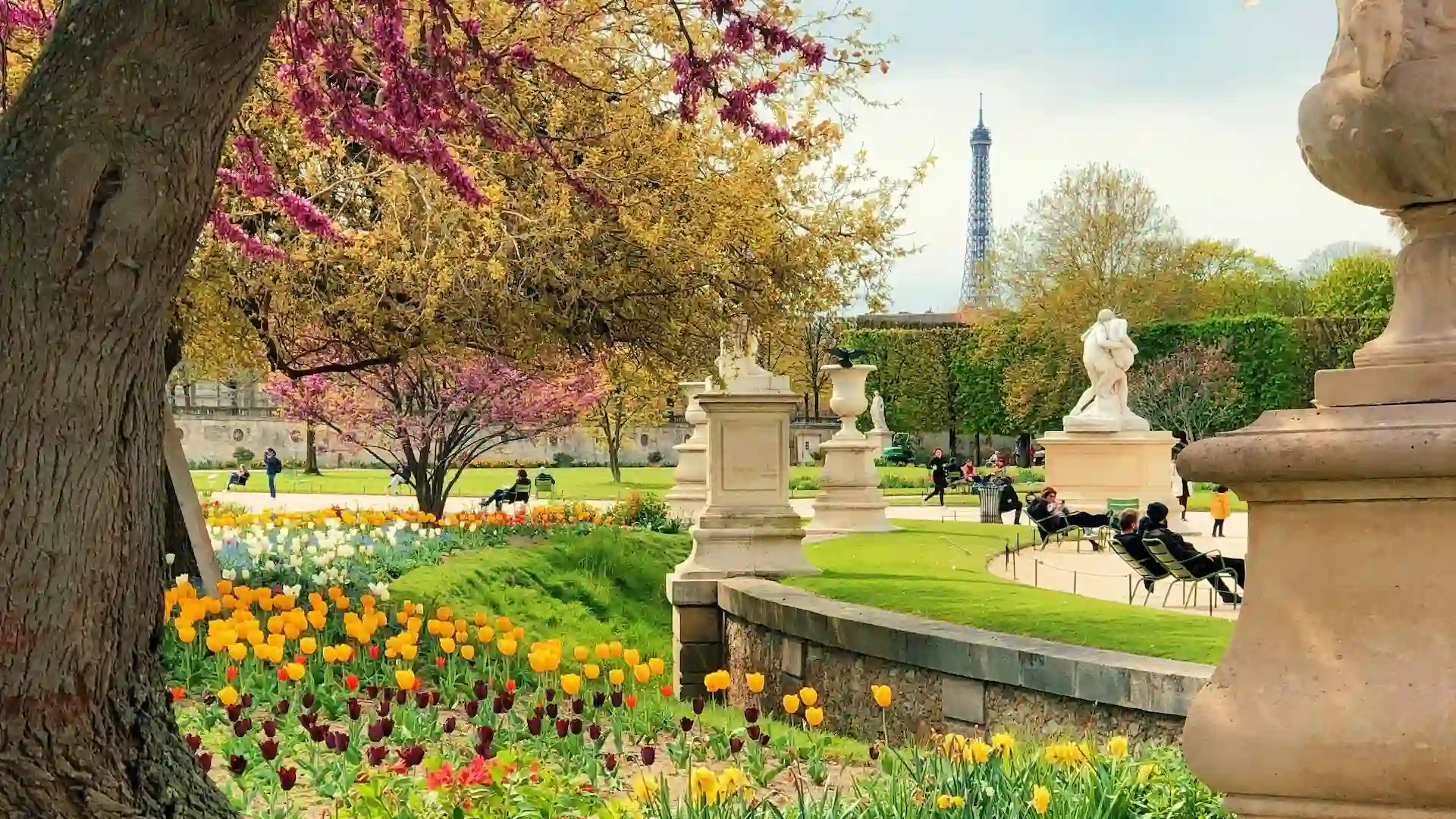 The Tuileries Garden was created in the 16th century as a royal garden. Known for its ponds, sculptures, and meticulously designed paths, it’s a popular spot for relaxation. The garden offers views of major landmarks, including the Eiffel Tower and Arc de Triomphe. It’s a green oasis in the heart of Paris, ideal for a leisurely stroll.