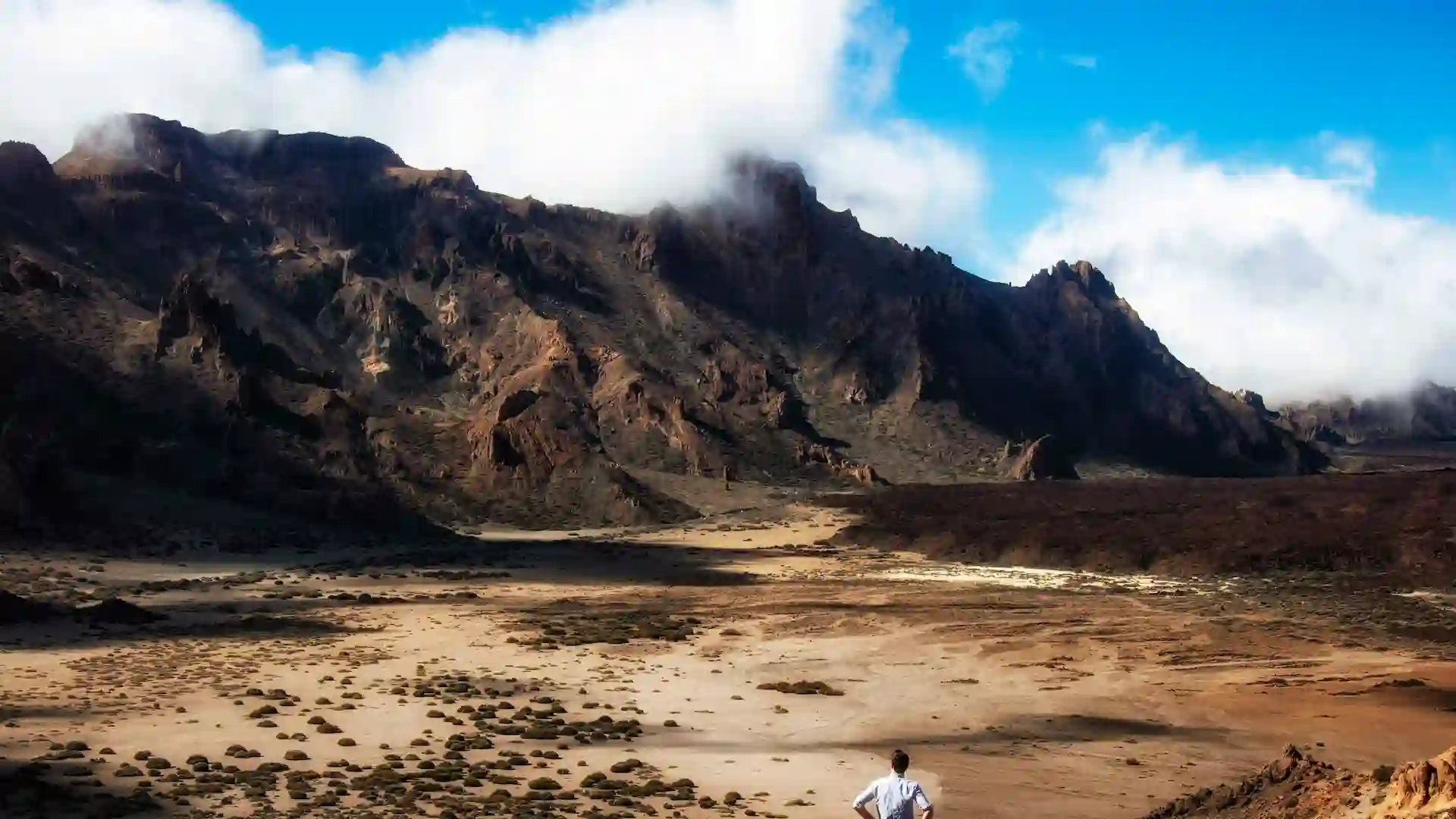 Home to Mount Teide, Spain’s tallest peak, Teide National Park is a UNESCO World Heritage Site. Visitors can explore striking volcanic landscapes, hike scenic trails, and take a cable car for breathtaking views.